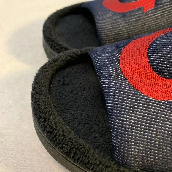 Mens True Religion slippers slides size 7-8 - Picture 10 of 11